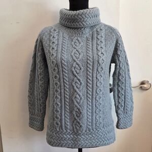 ARAN ISLES KNITWEAR Turtleneck Cowl Sweater Light Blue Small